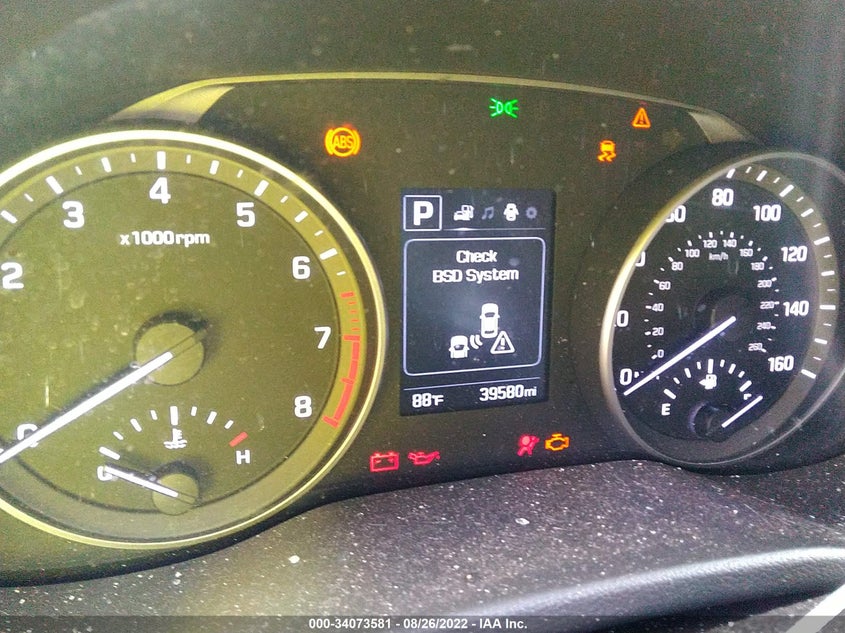 VIN 5NPD84LF8JH301556 2018 HYUNDAI ELANTRA SEL