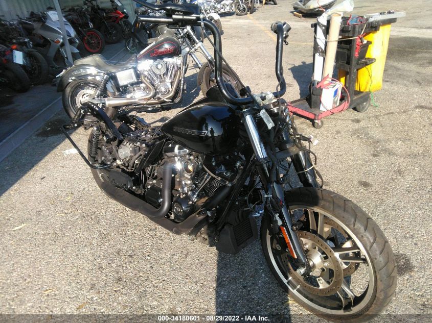 1HD1KRC3XJB655652 HARLEY-DAVIDSON FLHXS STREET GLIDE SPECIAL 2018