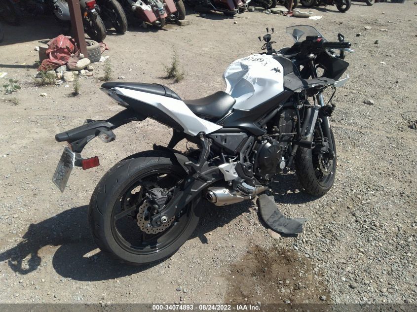 2017 KAWASAKI EX650 F JKAEXEK15HDA08665