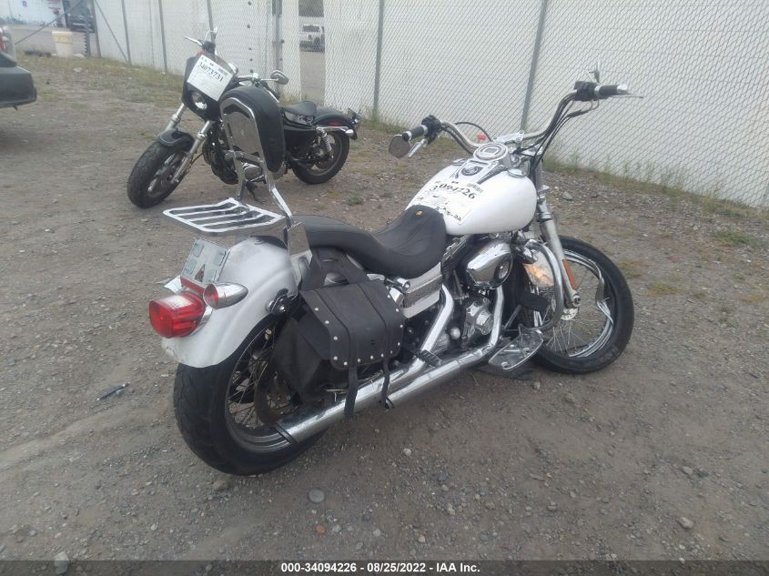 2011 HARLEY-DAVIDSON FXDC 1HD1GV412BC317570