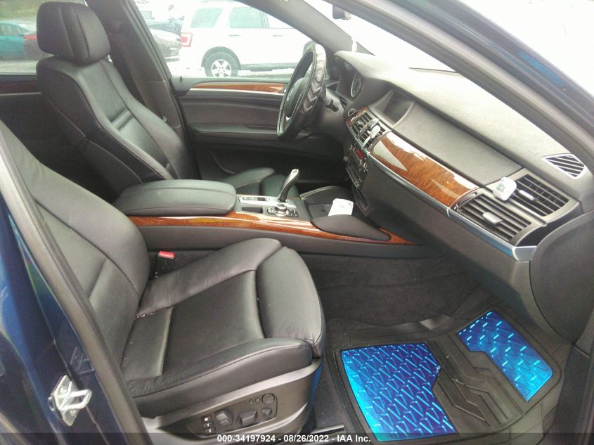 2013 BMW X6 XDRIVE50I 5UXFG8C51DL592183