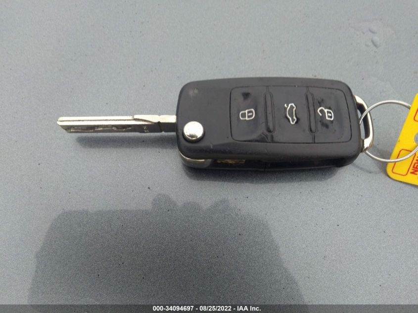 2014 VOLKSWAGEN BEETLE COUPE 1.8T ENTRY 3VWF17AT8EM643495