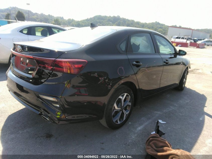 3KPF24AD1ME368715 Kia Forte FE/LXS 4