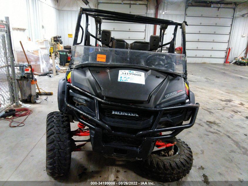 2017 HONDA SXS1000 M5 1HFVE04T6H4100738