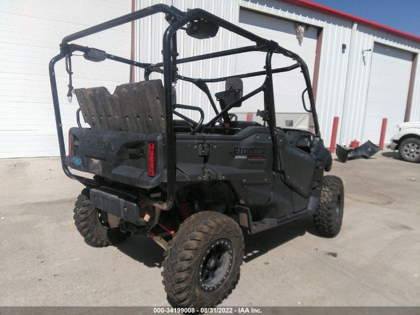 2017 HONDA SXS1000 M5 1HFVE04T6H4100738