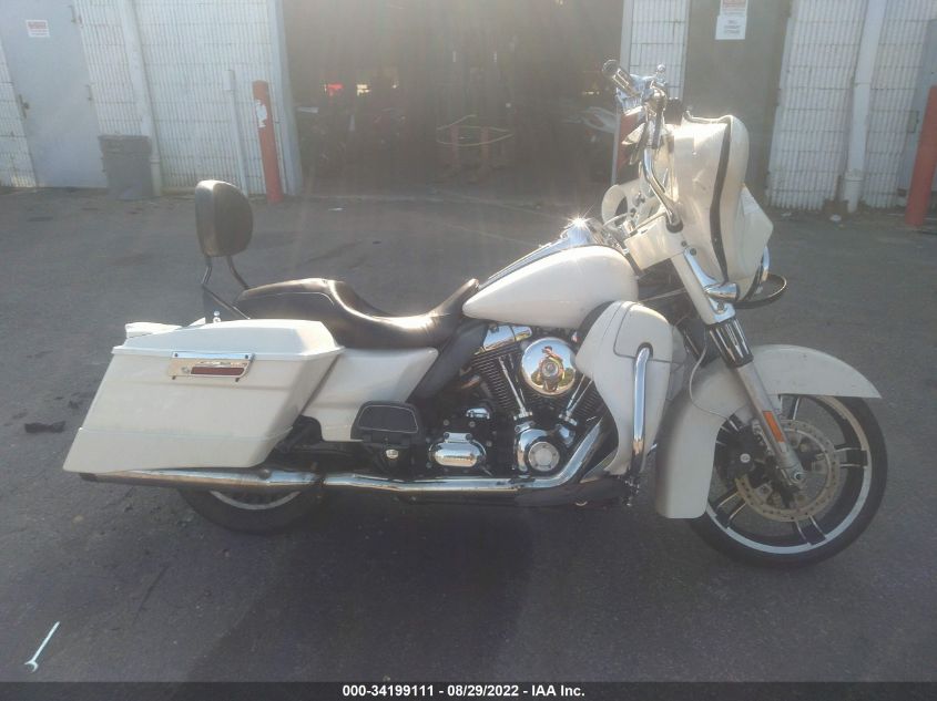 2009 HARLEY-DAVIDSON FLHTCU 1HD1FC41X9Y668232