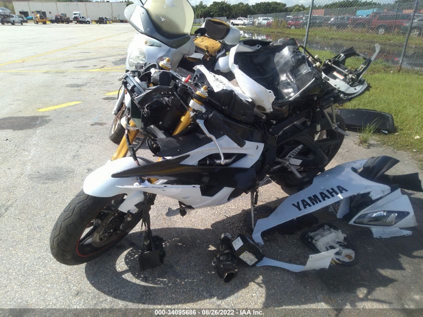 2009 YAMAHA YZFR6 C JYARJ16Y89A002251