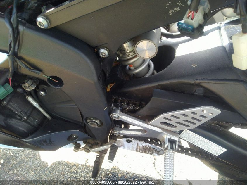 2009 YAMAHA YZFR6 C JYARJ16Y89A002251