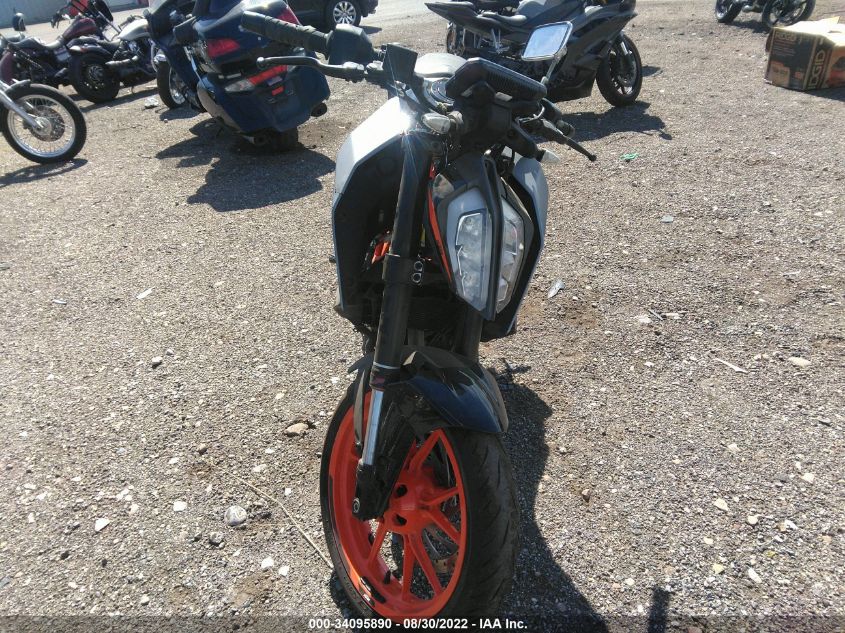 2021 KTM 390 DUKE MD2JPJ405MC267486