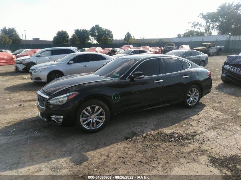 2015 INFINITI Q70 JN1BY1AR3FM562337