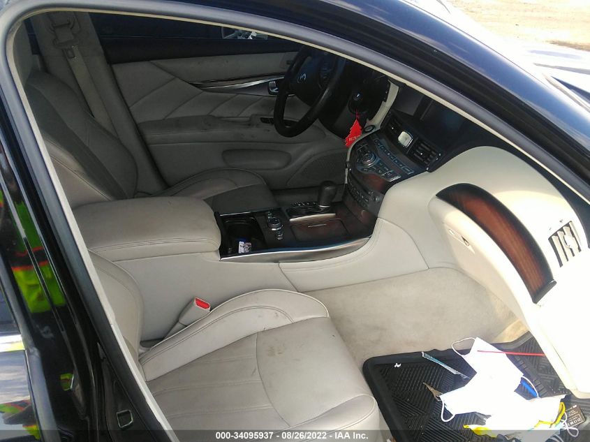 2015 INFINITI Q70 JN1BY1AR3FM562337