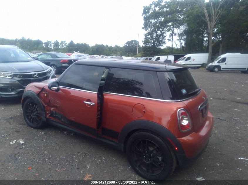 2013 MINI COOPER HARDTOP WMWSU3C54DT372593