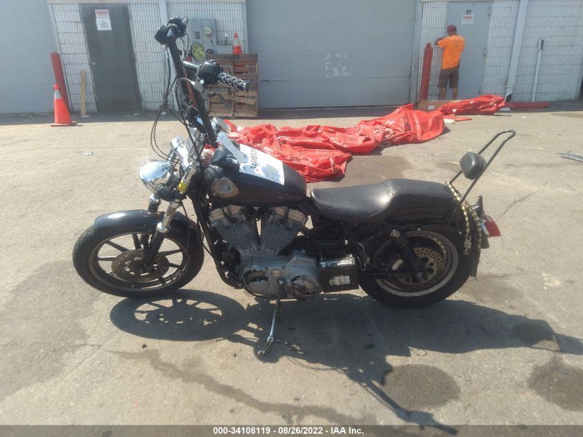 2000 HARLEY-DAVIDSON XL883 C 1HD4CJM13YK110301