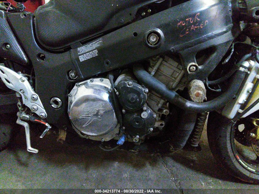 2013 SUZUKI GSX1300 RA JS1GX72B2D2100915