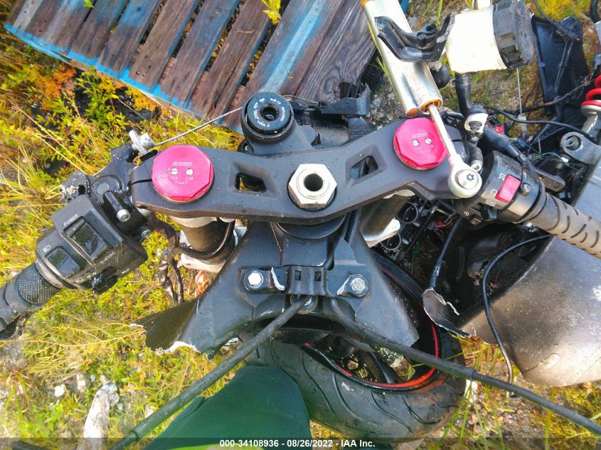 2011 KAWASAKI ZX1000 J JKAZXCJ12BA004098