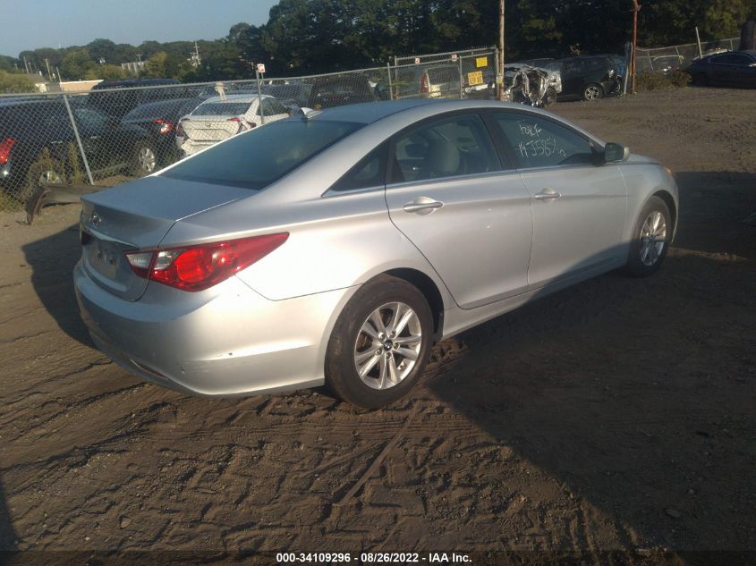 VIN 5NPEB4AC7DH658357 2013 HYUNDAI SONATA no.4