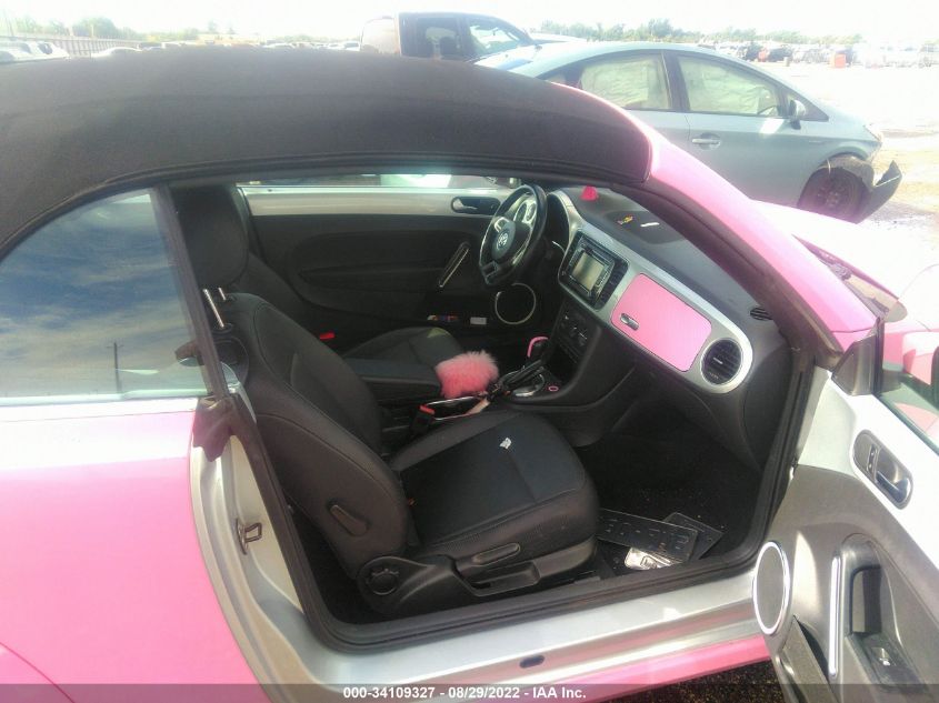 2013 VOLKSWAGEN BEETLE CONVERTIBLE 2.5L W/TECH 3VW5P7AT1DM813768