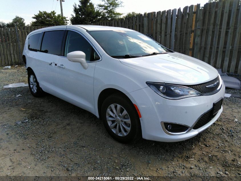 CHRYSLER-PACIFICA-2C4RC1FG2KR675432