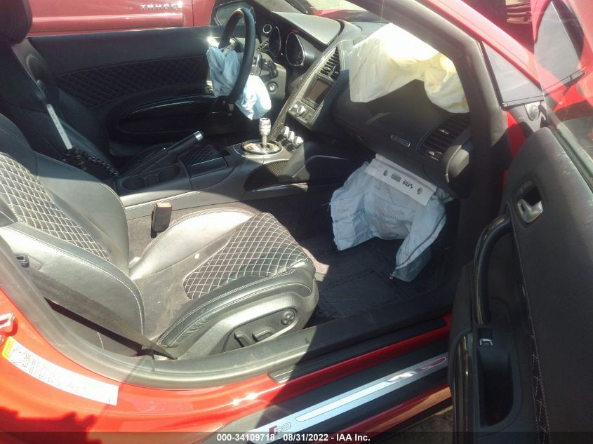 2014 AUDI R8 V10 WUAANAFG3EN002516