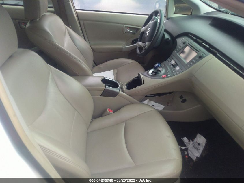 2015 TOYOTA PRIUS FOUR JTDKN3DU6F0396002