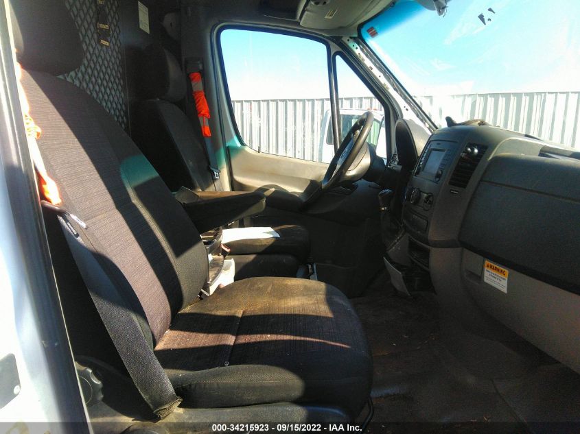 2015 MERCEDES-BENZ SPRINTER CARGO VANS WD3PE8CC5FP146781