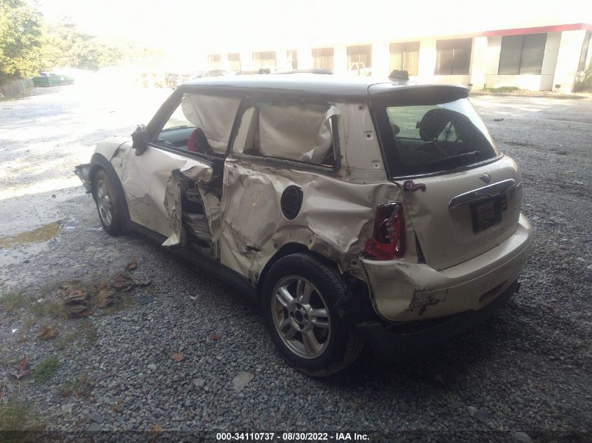 2013 MINI COOPER HARDTOP WMWSU3C50DT690937