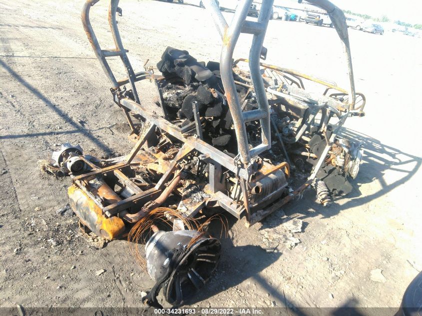 2015 CAN-AM COMMANDER 1000 LIMITED 3JBKVAP2XFJ000573