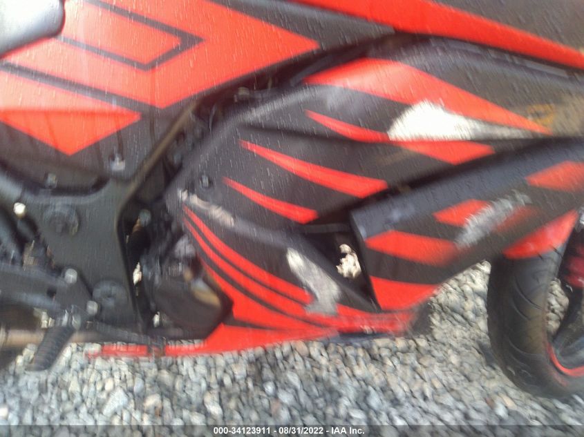 2011 KAWASAKI EX250 J JKAEXMJ16BDA90022