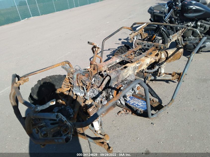2016 CAN-AM OUTLANDER XT 850/XT-P 850 3JBLKAU29GJ001247