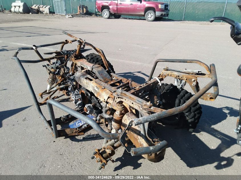 2016 CAN-AM OUTLANDER XT 850/XT-P 850 3JBLKAU29GJ001247
