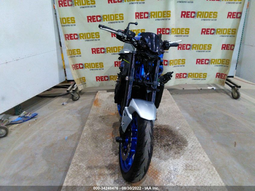 2020 KAWASAKI ZR900 F ML5ZRDF15LDA39584