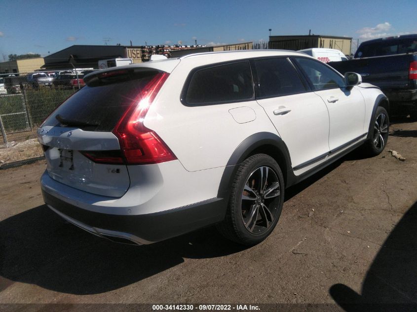 2017 VOLVO V90 CROSS COUNTRY YV4A22NL2H1006396