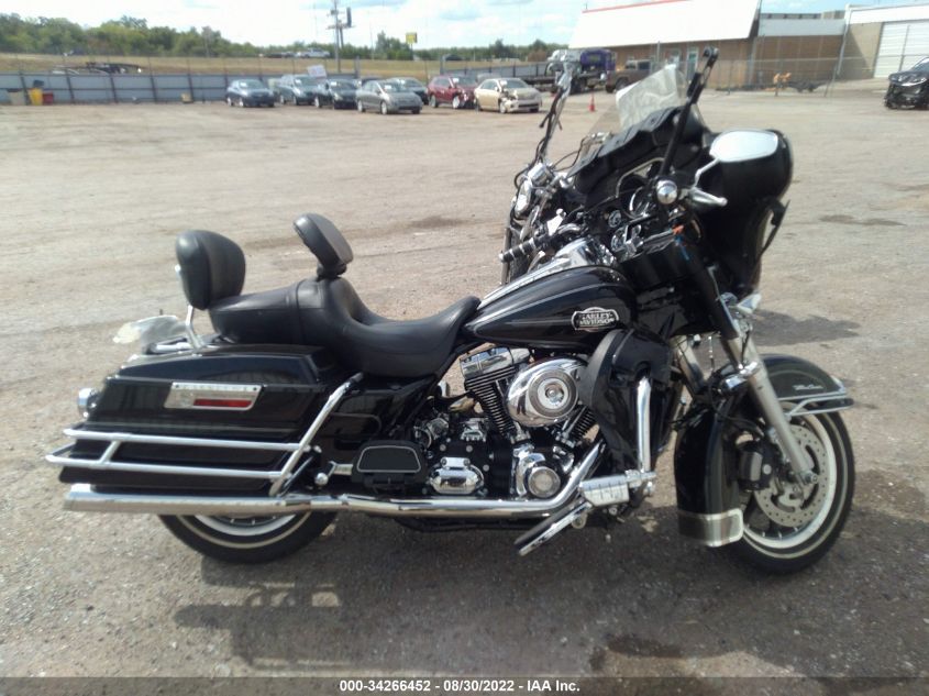 2008 HARLEY-DAVIDSON FLHTCUI 1HD1FC41X8Y601855
