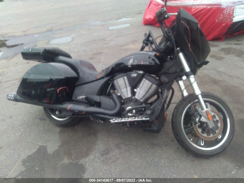 2014 VICTORY MOTORCYCLES CROSS COUNTRY 8-BALL 5VPDA36N6E3028072