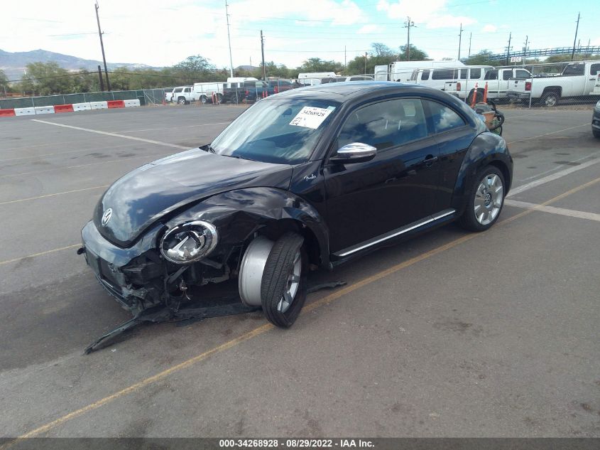 2013 VOLKSWAGEN BEETLE COUPE 2.0T TURBO 3VWVS7ATXDM685237