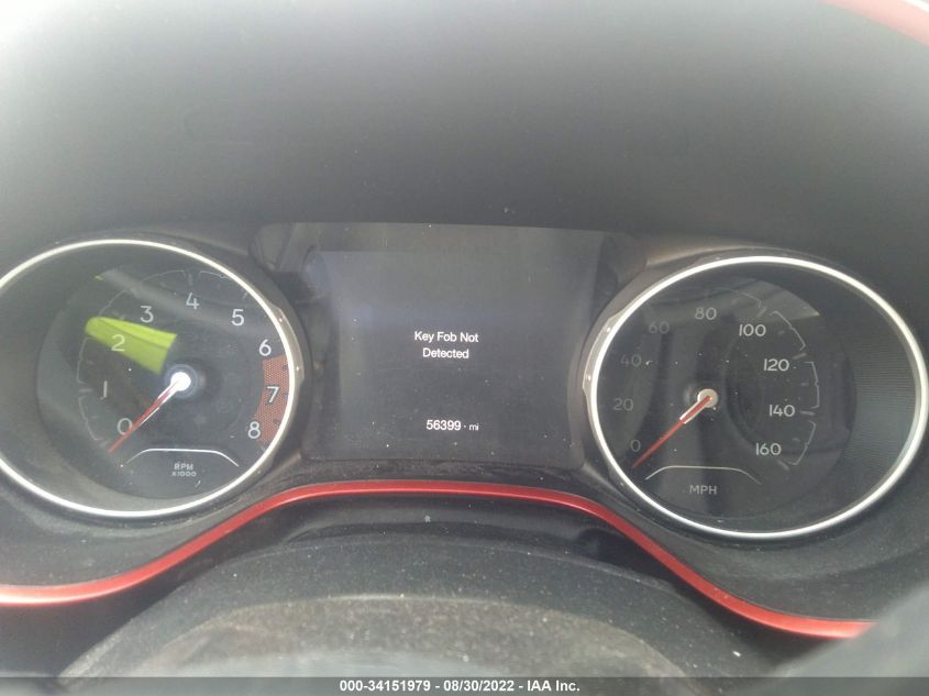 VIN 3C4NJDDB4KT674440 2019 JEEP COMPASS TRAILHAWK