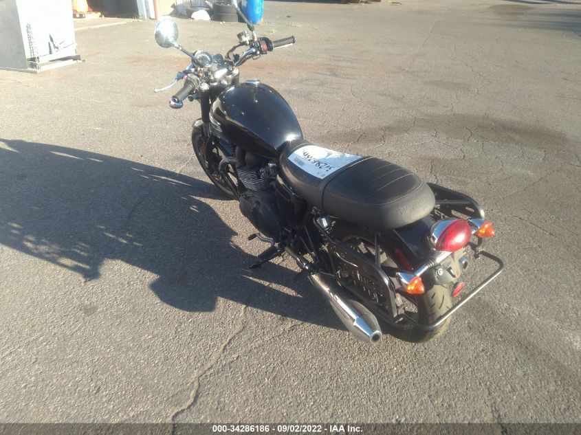 2015 TRIUMPH MOTORCYCLE BONNEVILLE - SMT900K11FT677645