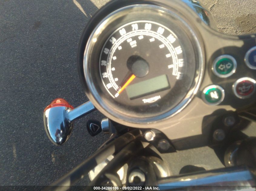 2015 TRIUMPH MOTORCYCLE BONNEVILLE - SMT900K11FT677645