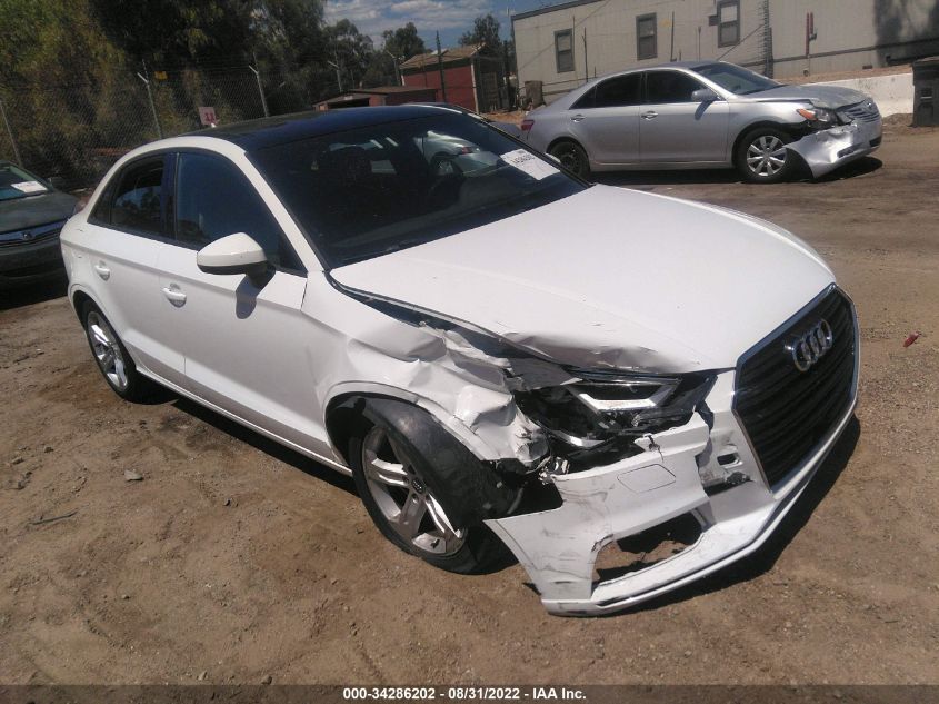 VIN WAUAUGFFXH1028856 2017 AUDI A3 SEDAN no.1