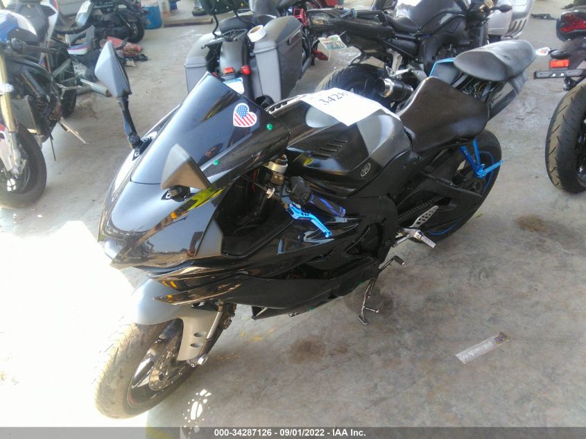 2018 YAMAHA YZFR6 JYARJ28E4JA003233