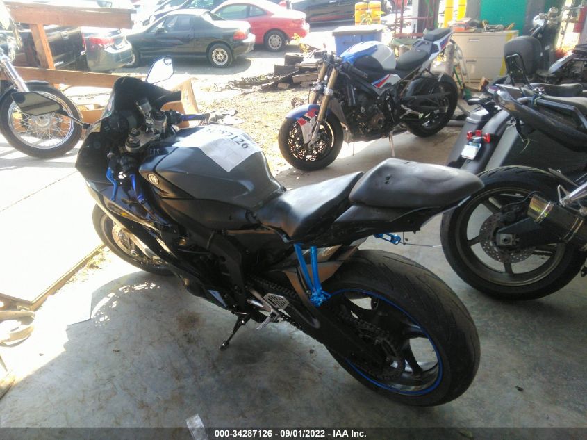 2018 YAMAHA YZFR6 JYARJ28E4JA003233