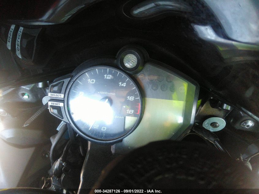 2018 YAMAHA YZFR6 JYARJ28E4JA003233