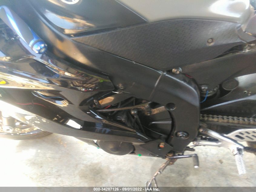 2018 YAMAHA YZFR6 JYARJ28E4JA003233