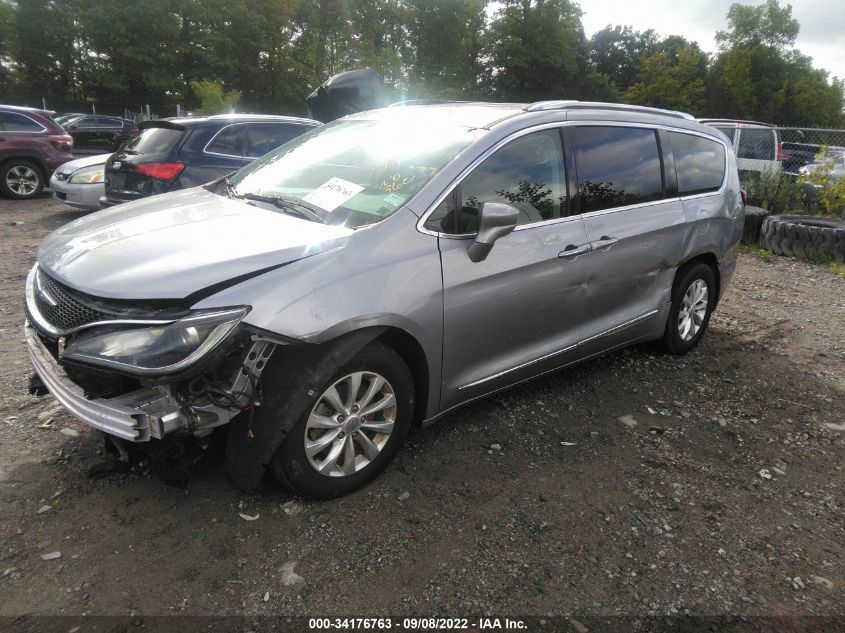 2C4RC1BG4KR733000 2019 CHRYSLER PACIFICA, photo no. 2