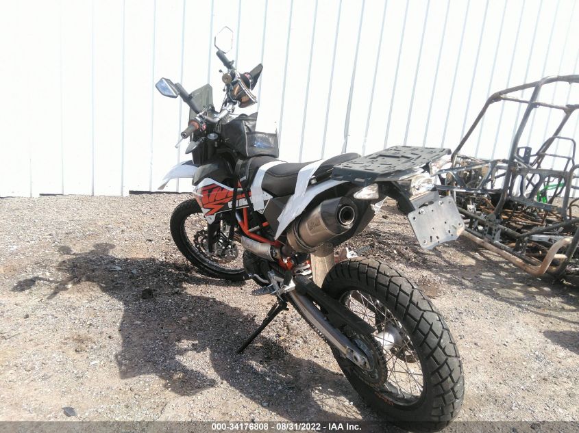 2017 KTM 690 ENDURO R VBKLET403HM703444