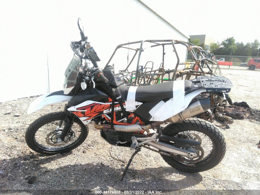2017 KTM 690 ENDURO R VBKLET403HM703444