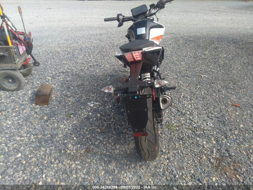 2021 KTM 390 DUKE MD2JPJ406MC258215