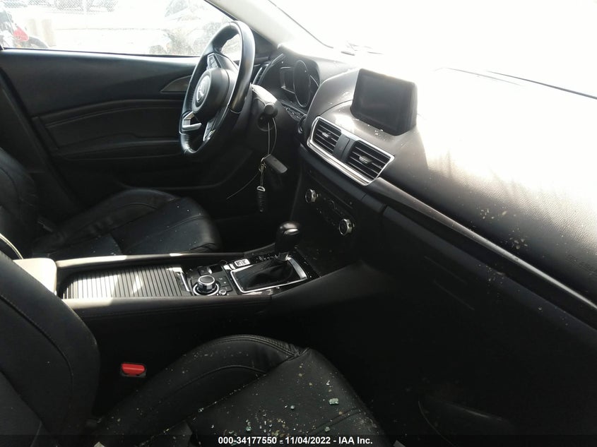 VIN 3MZBN1W33JM215160 2018 MAZDA MAZDA3 4-DOOR GRAND TOURING