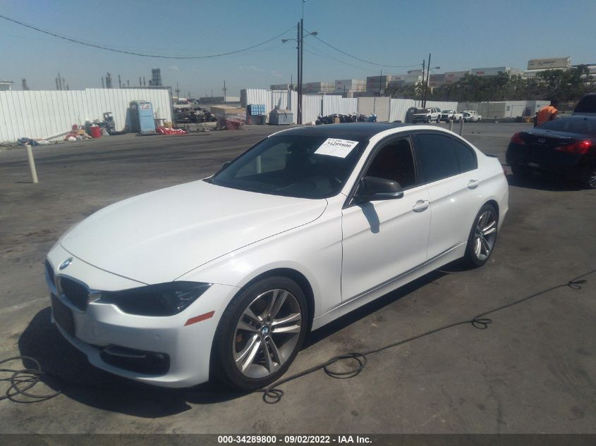 VIN WBA3A5C59DF351472 2013 BMW 3 SERIES no.2