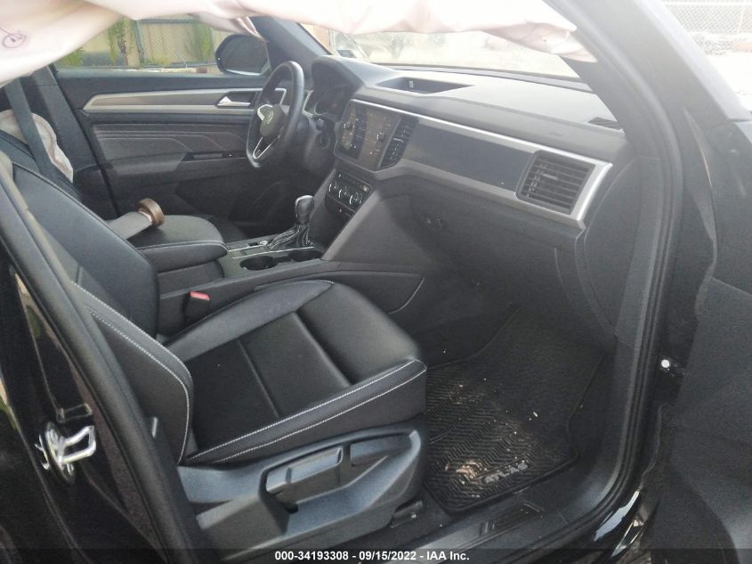 2021 VOLKSWAGEN ATLAS CROSS SPORT SE 1V2PE2CAXMC211242